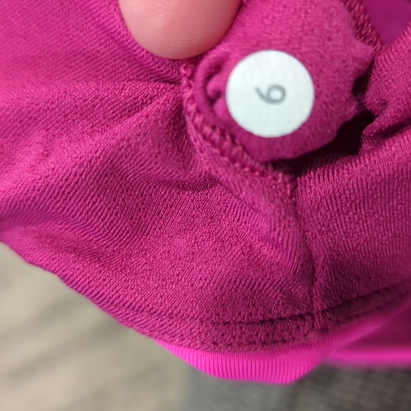 Lululemon Aria Tank II Paris Perfection - Picture 11 of 11